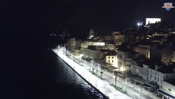 Nábřeží a město