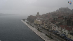 Nábřeží a město