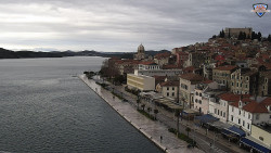 Nábřeží a město