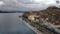 Nábřeží a město