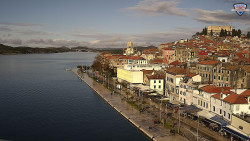 Nábřeží a město