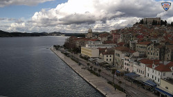 Nábřeží a město