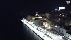 Nábřeží a město