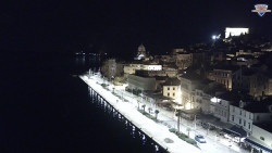 Nábřeží a město