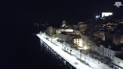 Nábřeží a město