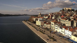 Nábřeží a město