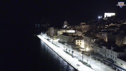 Nábřeží a město