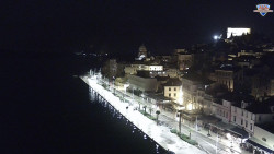 Nábřeží a město