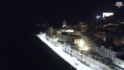 Nábřeží a město