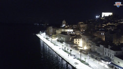 Nábřeží a město