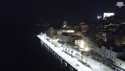 Nábřeží a město