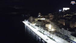 Nábřeží a město