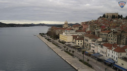 Nábřeží a město