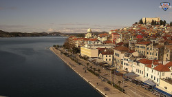 Nábřeží a město