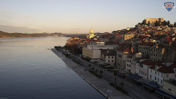 Nábřeží a město