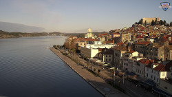 Nábřeží a město