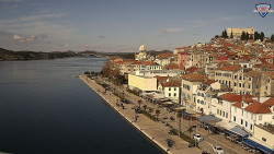 Nábřeží a město