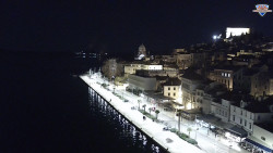 Nábřeží a město