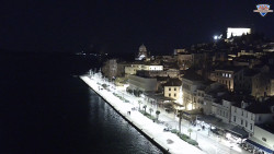 Nábřeží a město