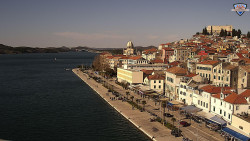 Nábřeží a město