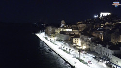 Nábřeží a město