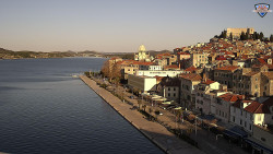 Nábřeží a město