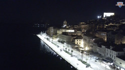 Nábřeží a město