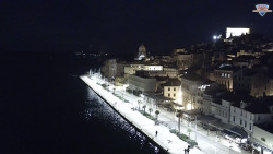 Nábřeží a město