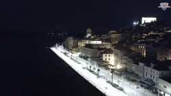 Nábřeží a město