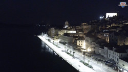 Nábřeží a město