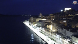 Nábřeží a město