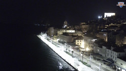 Nábřeží a město