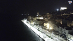 Nábřeží a město