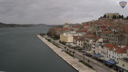 Nábřeží a město