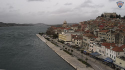 Nábřeží a město