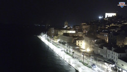 Nábřeží a město