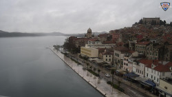 Nábřeží a město