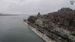 Nábřeží a město