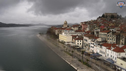 Nábřeží a město