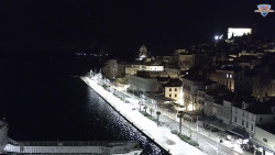 Nábřeží a město