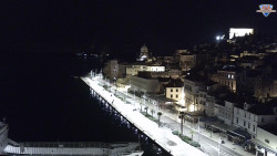 Nábřeží a město