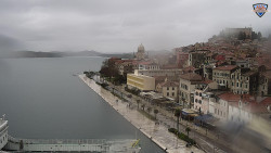 Nábřeží a město