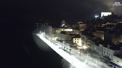 Nábřeží a město