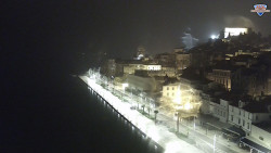 Nábřeží a město