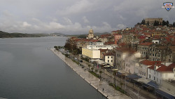 Nábřeží a město