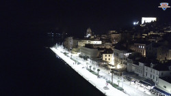 Nábřeží a město