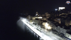 Nábřeží a město