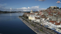 Nábřeží a město