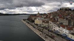 Nábřeží a město