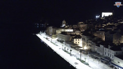 Nábřeží a město